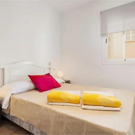 Countess Garden 3-1, Sun Of The Bay 1, At Appartement